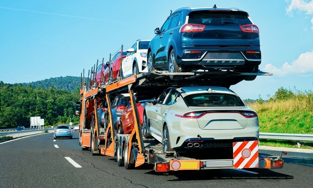 Seasonal Trends in Car Transport and How to Plan Around Them