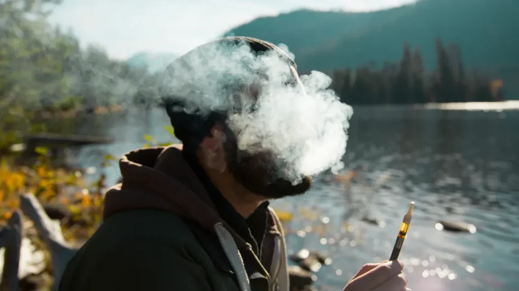 Delta 8 Vape Pens vs THC Vapes