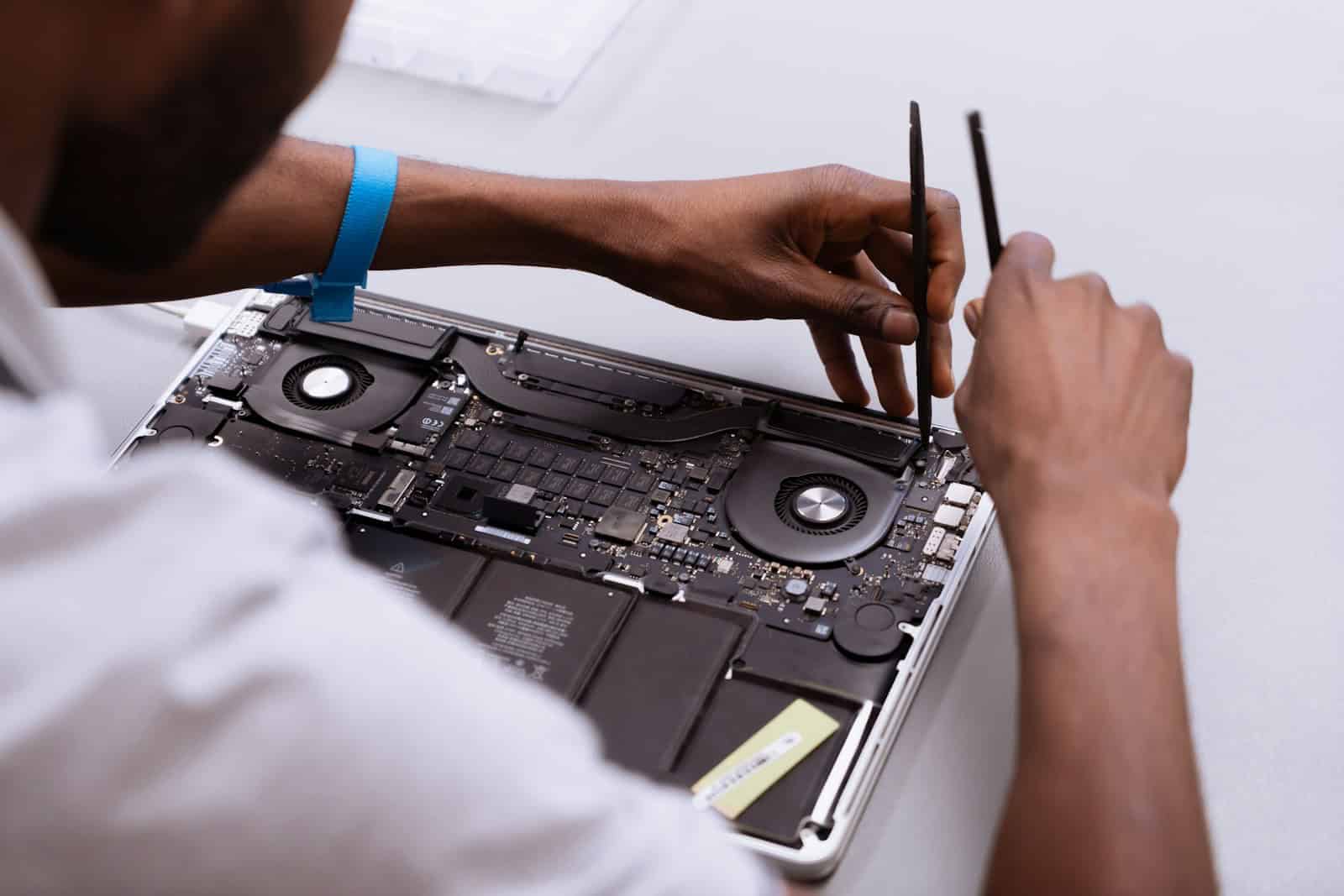 Essential Guide to Computer Repair How to Troubleshoot and Fix Common Issues